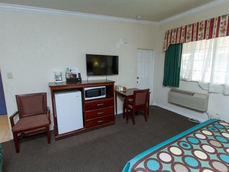 Surestay By Best Western Fresno Central Dış mekan fotoğraf
