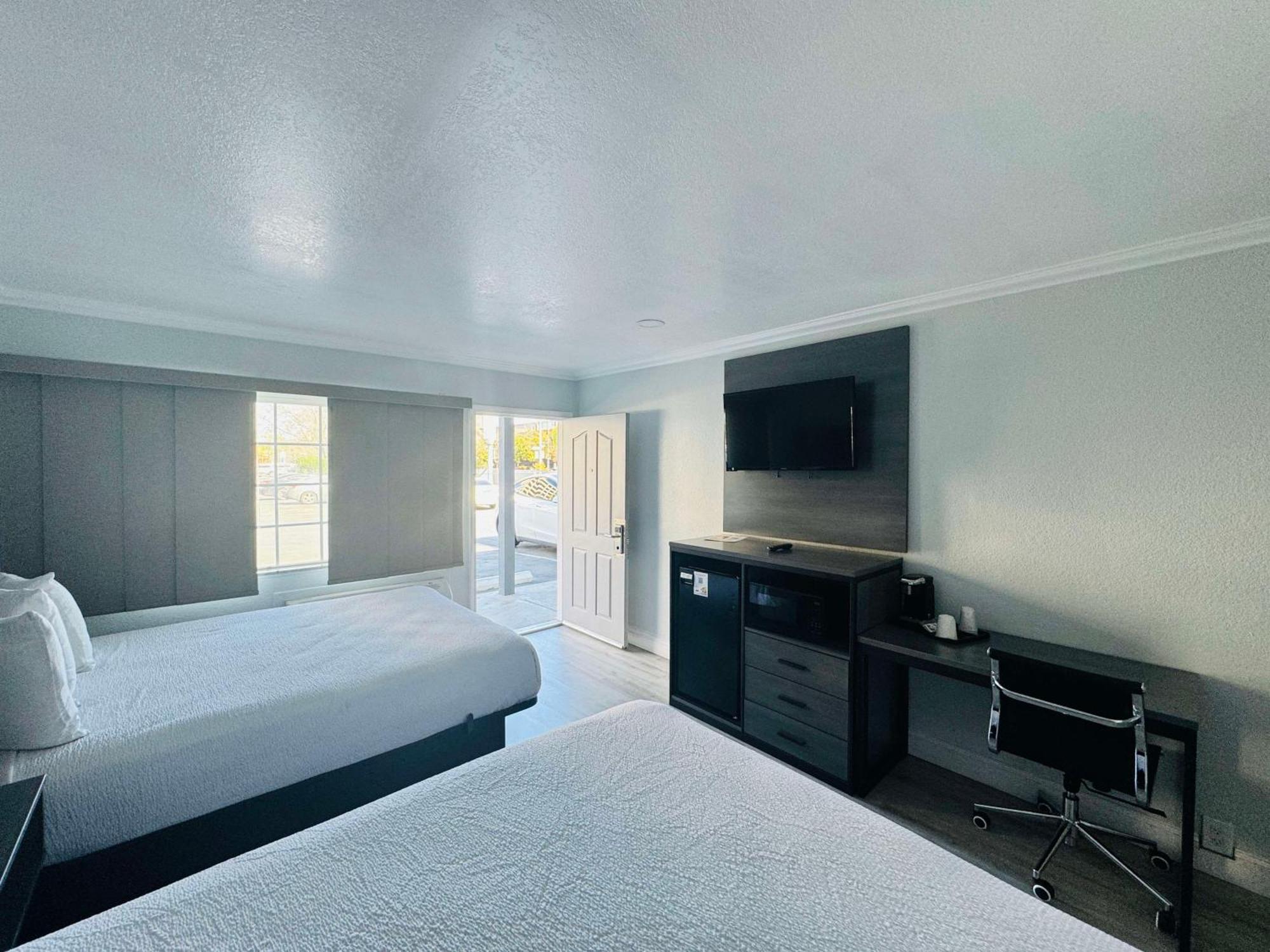 Surestay By Best Western Fresno Central Dış mekan fotoğraf