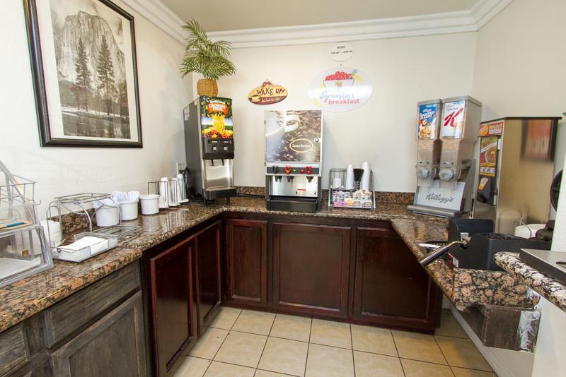 Surestay By Best Western Fresno Central Dış mekan fotoğraf